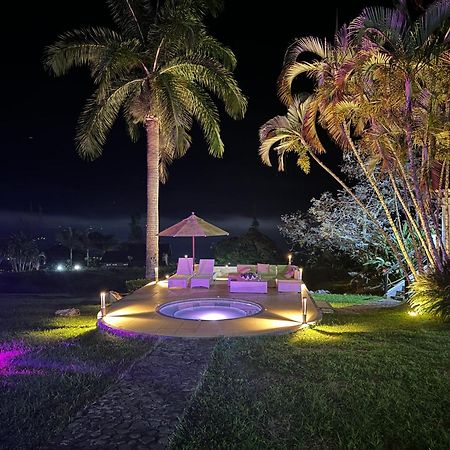 Hotel Maca Lago 卡利马 外观 照片