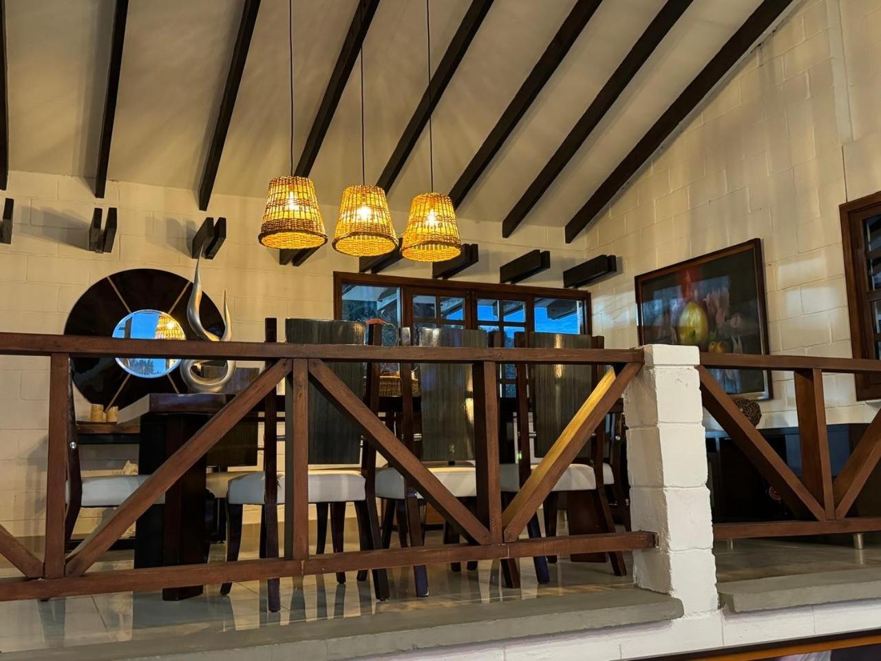 Hotel Maca Lago 卡利马 外观 照片