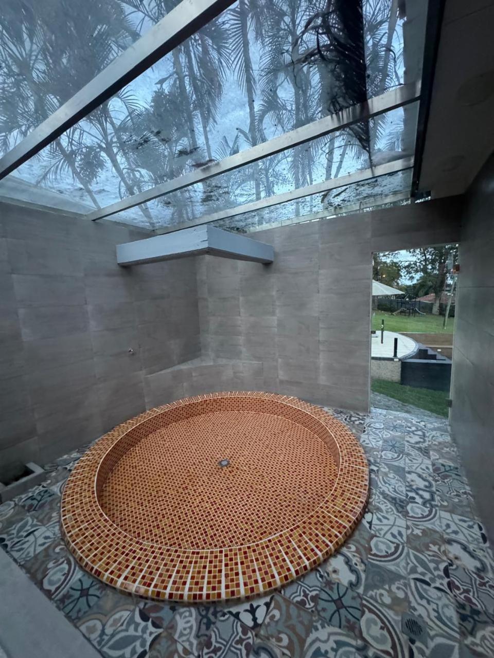 Hotel Maca Lago 卡利马 外观 照片